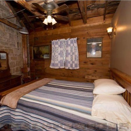 Stone Mill Hotel & Suites Lanesboro 외부 사진
