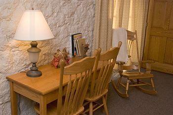 Stone Mill Hotel & Suites Lanesboro 외부 사진